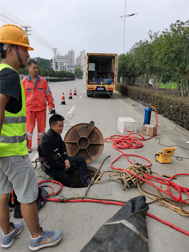 城中翻衬法管道修复技术主要工序